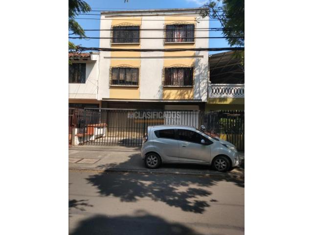 Apartaestudios, Alquiler en Santa Anita