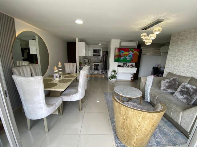 Apartamentos, Venta en Valle del Lili