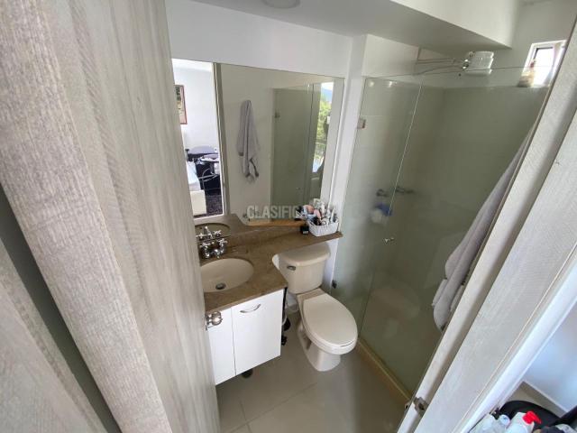 Apartamentos, Venta en Valle del Lili