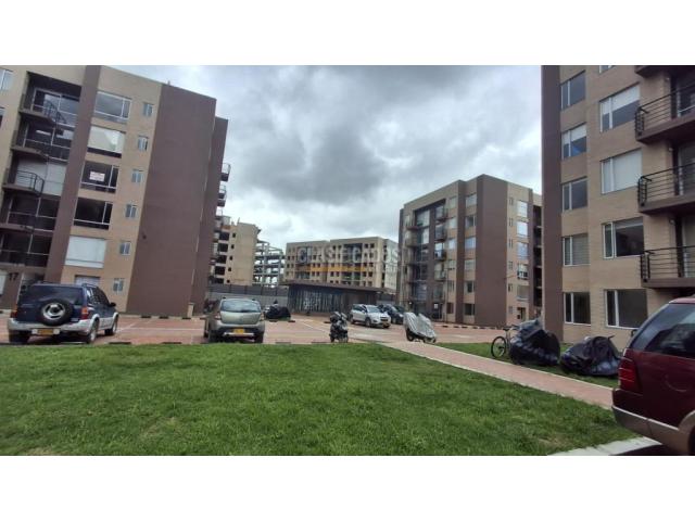 Apartamentos, Alquiler en Cajica