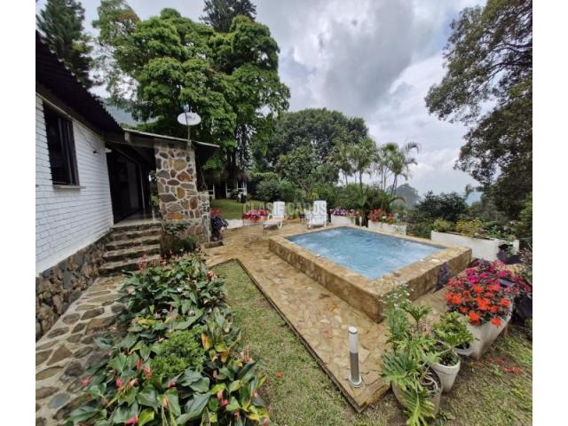 Fincas y Casas Campestres, Alquiler en Yumbo