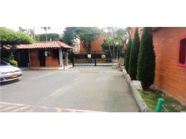 Casas, Venta en Valle del Lili