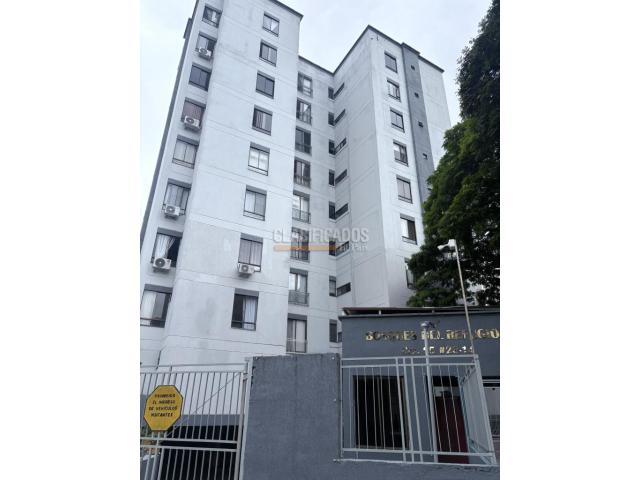 Apartamentos, Venta en El Refugio