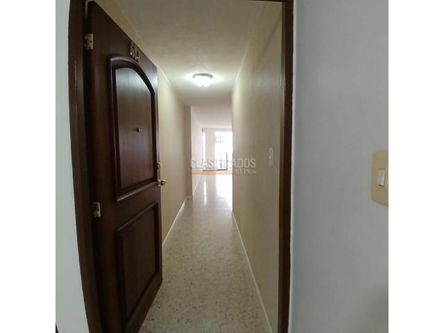 Apartamentos, Venta en Granada