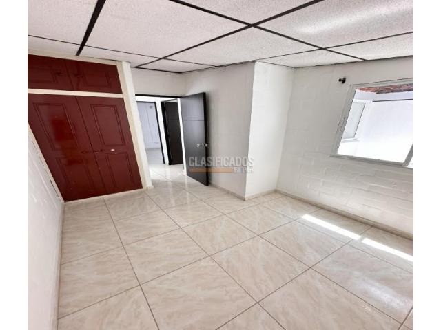 Casas, Venta en Villa del Prado