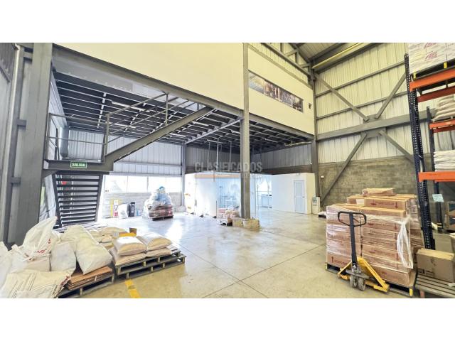 Locales y Bodegas, Alquiler en Yumbo