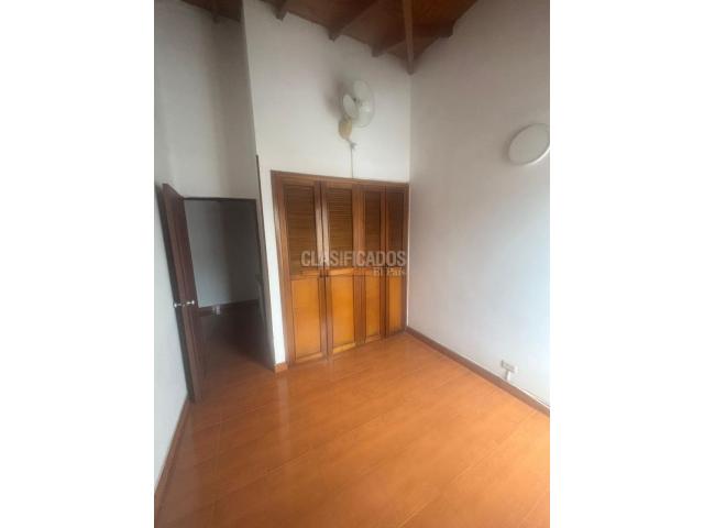 Casas, Venta en La Flora