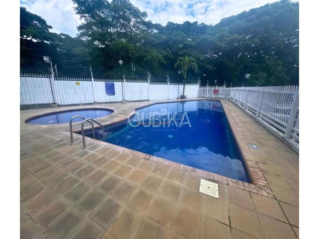 Apartamentos, Venta en El Refugio