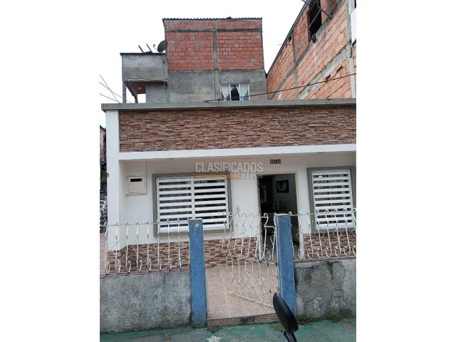 Casas, Venta en La Rivera