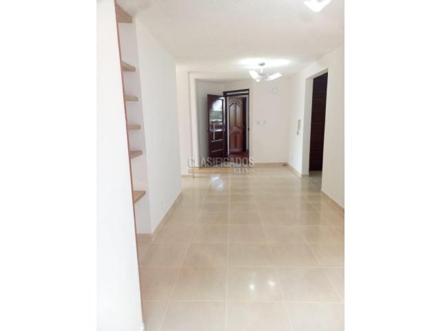 Apartamentos, Venta en Santa Anita