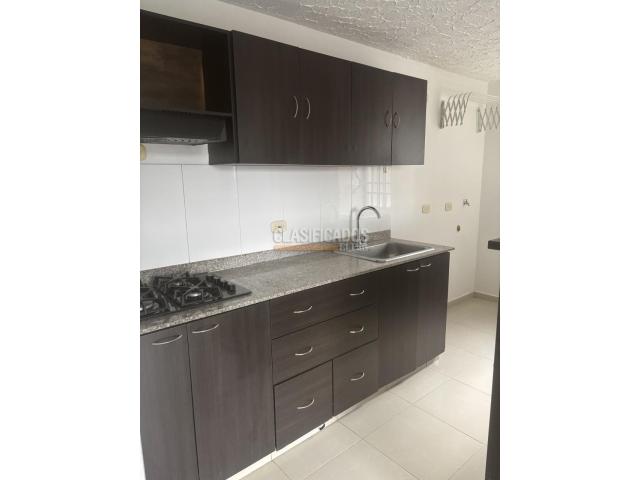 Apartamentos, Venta en Valle del Lili