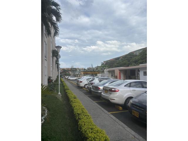 Apartamentos, Venta en Valle del Lili