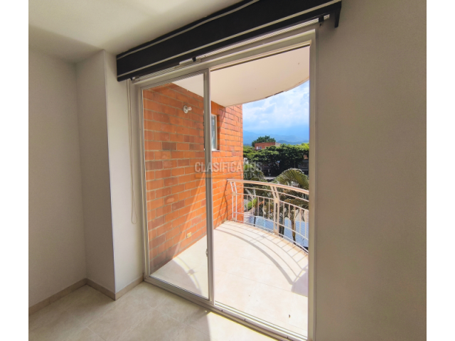 Apartamentos, Venta en Prados del Limonar