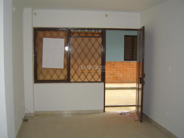 Apartamentos, Alquiler en El Refugio