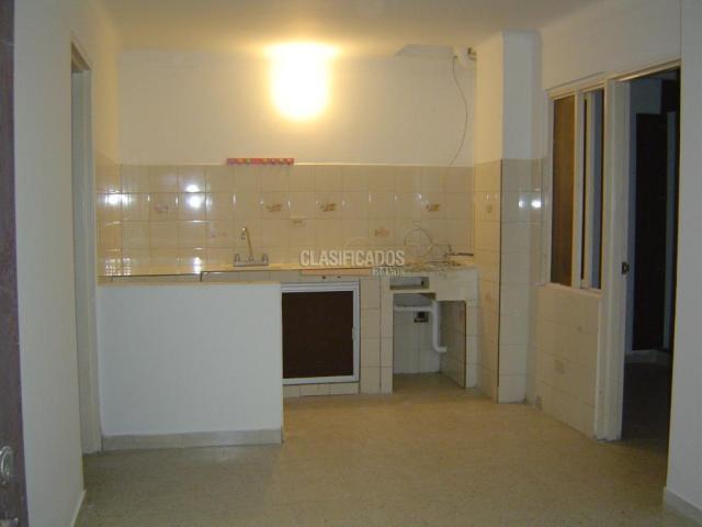 Apartamentos, Alquiler en El Refugio