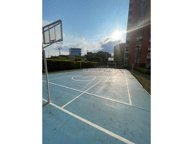 Apartamentos, Venta en Valle del Lili