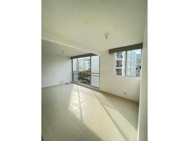 Apartamentos, Venta en Yumbo