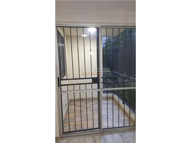 Apartamentos, Venta en Yumbo