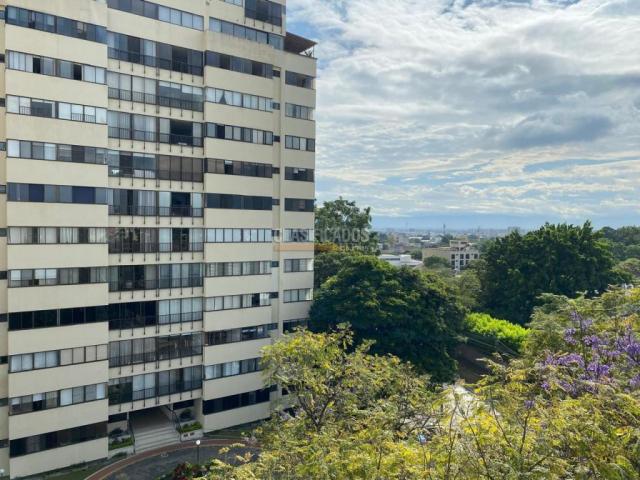 Apartamentos, Venta en La Flora