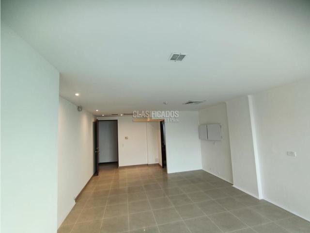 Oficinas y Consultorios, Alquiler en La Flora