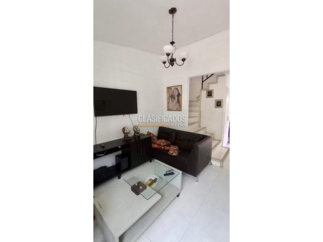 Casas, Venta en Ciudad 2.000