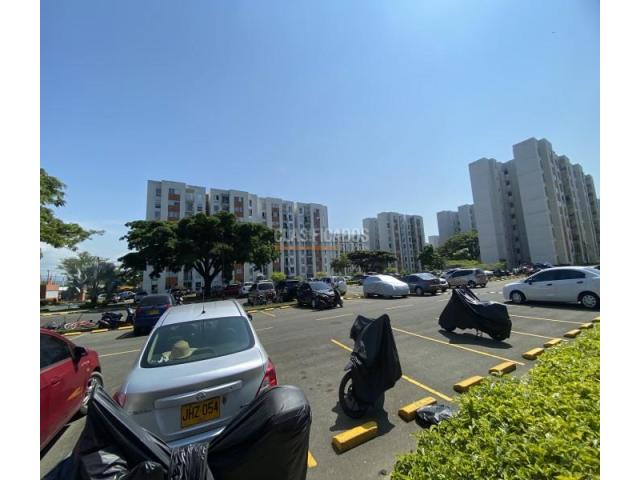 Apartamentos, Venta en Jamundí