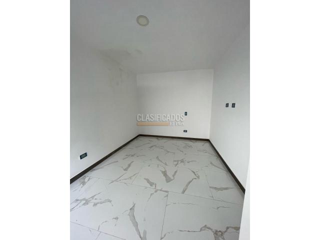 Casas, Venta en Ciudad Jardín