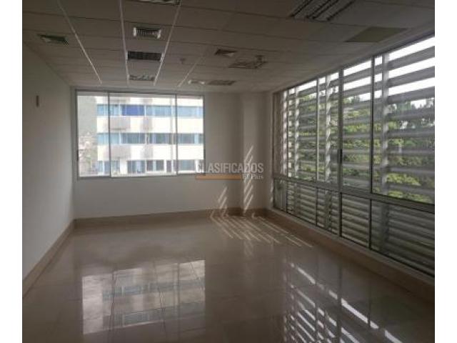Oficinas y Consultorios, Alquiler en Santa Mónica Residencial