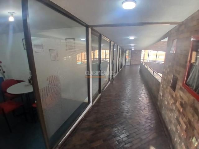 Oficinas y Consultorios, Alquiler en Bogotá