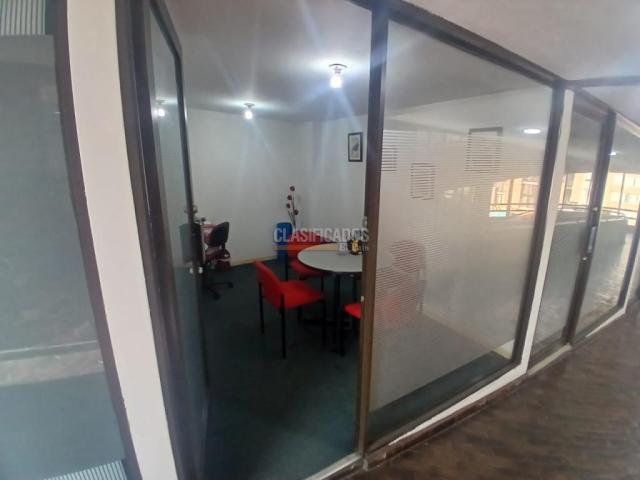 Oficinas y Consultorios, Alquiler en Bogotá