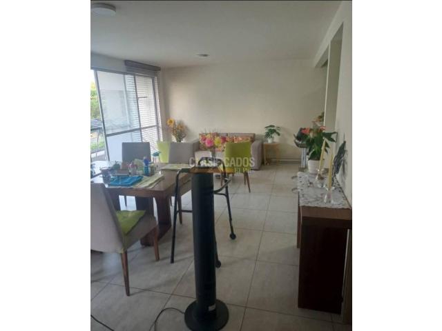 Apartamentos, Venta en Valle del Lili