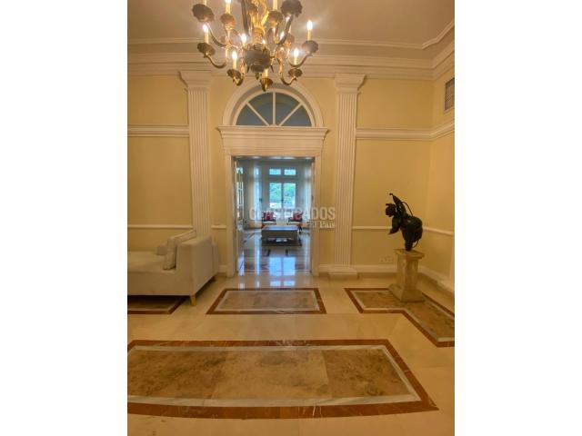 Apartamentos, Alquiler en Santa Mónica Residencial