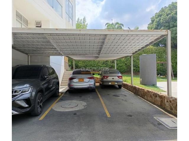 Apartamentos, Venta en Pance