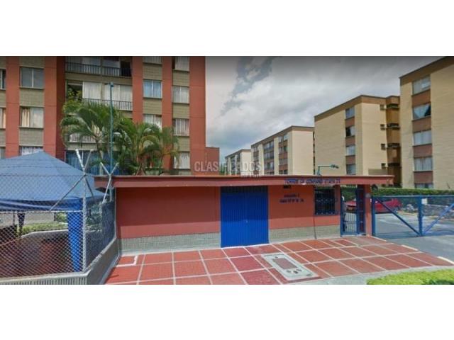 Apartamentos, Venta en Torres de Comfandi