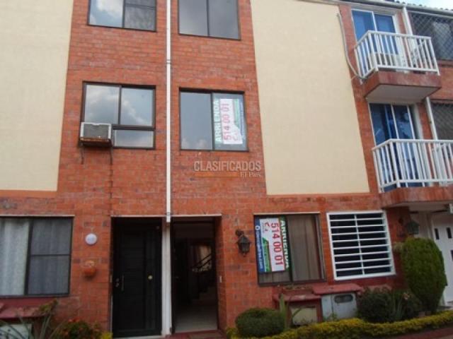 Casas, Alquiler en Bosques del Limonar