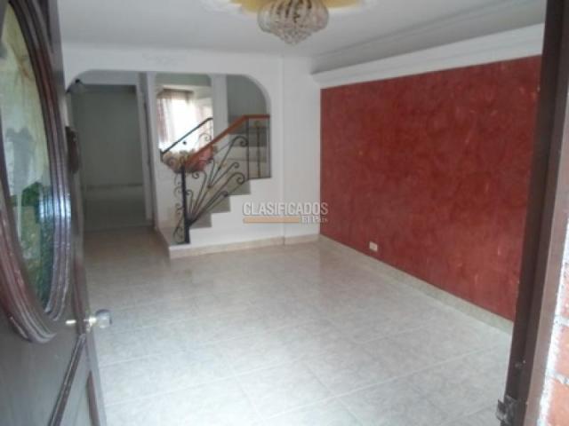 Casas, Alquiler en Bosques del Limonar