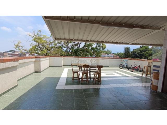 Edificios, Venta en Villa del Sur