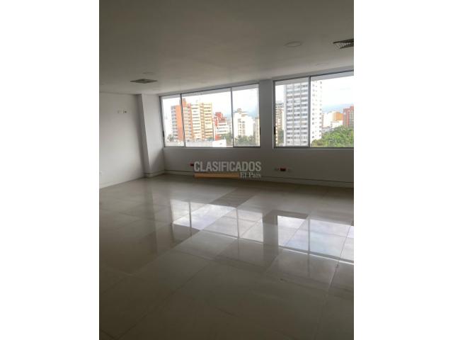 Oficinas y Consultorios, Venta en Santa Mónica Residencial