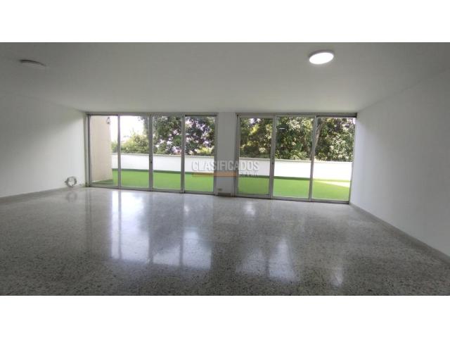 Apartamentos, Venta en Santa Mónica Residencial