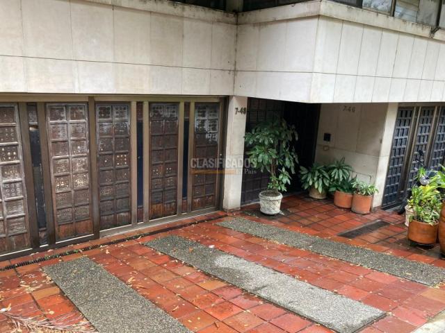 Edificios, Venta en Arboleda