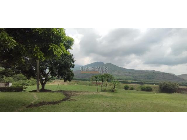 Fincas y Casas Campestres, Venta en Yumbo