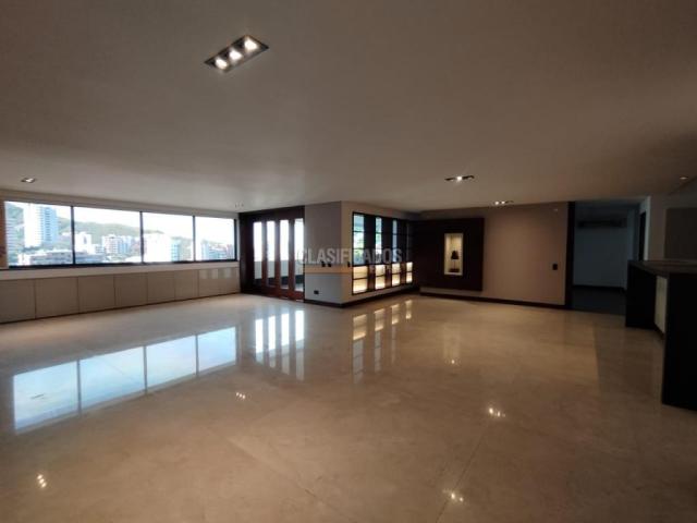 Apartamentos, Venta en Arboleda