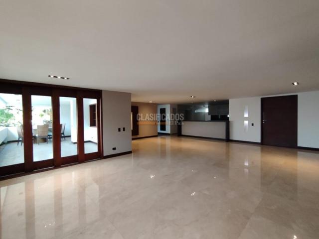 Apartamentos, Venta en Arboleda