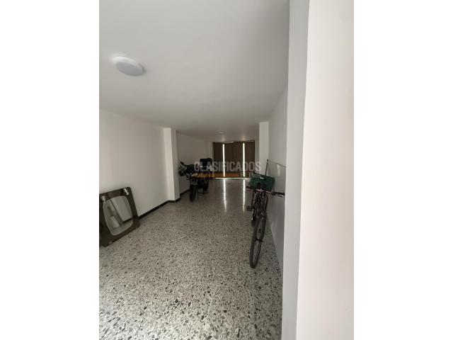 Casas, Alquiler en Nuevo Rey