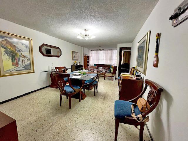 Apartamentos, Venta en Granada