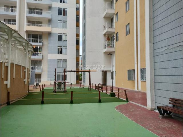 Apartamentos, Venta en Valle del Lili
