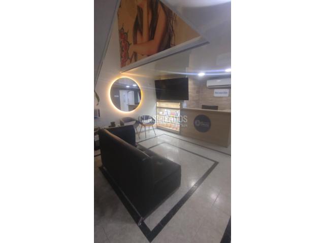 Oficinas y Consultorios, Alquiler en Tequendama