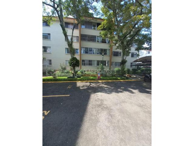 Apartamentos, Venta en Capri