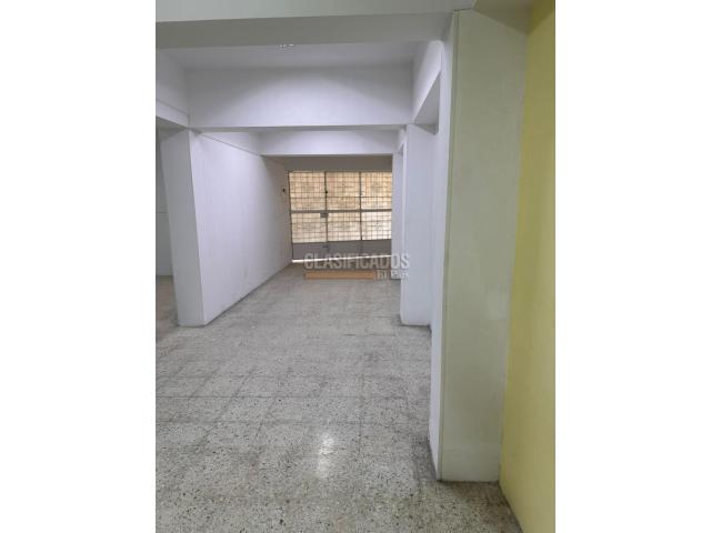 Edificios, Venta en Champagñat