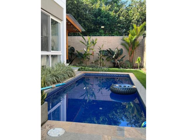 Casas, Venta en Ciudad Jardín